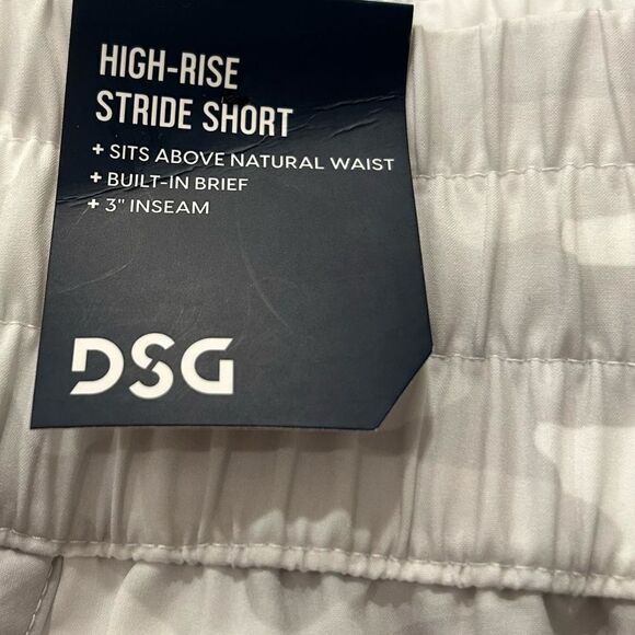 DSG Women’s high rise stride short camo gray pure white 3 inch new with tags - Picture 13 of 14